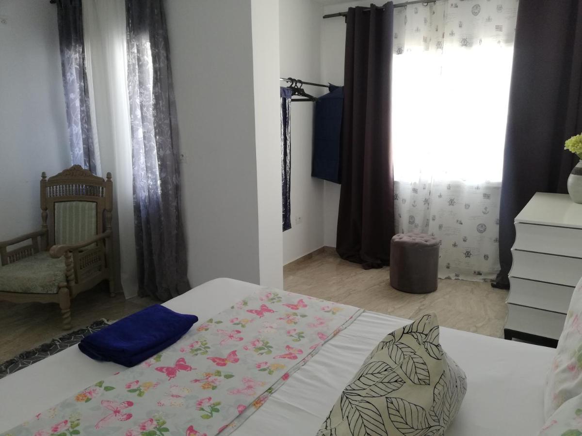 Residence Debbabi Sans Coupure D'Eau Monastir Exterior foto