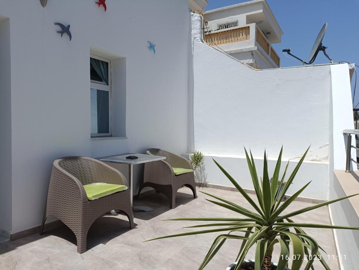 Residence Debbabi Sans Coupure D'Eau Monastir Exterior foto