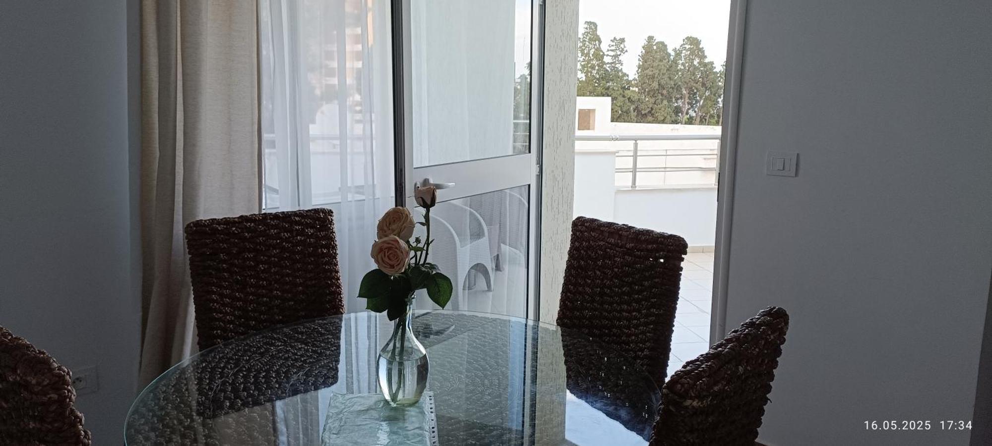 Residence Debbabi Sans Coupure D'Eau Monastir Exterior foto